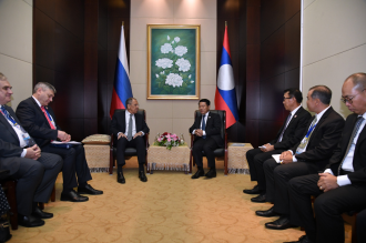Lao and Russian FMs Meet